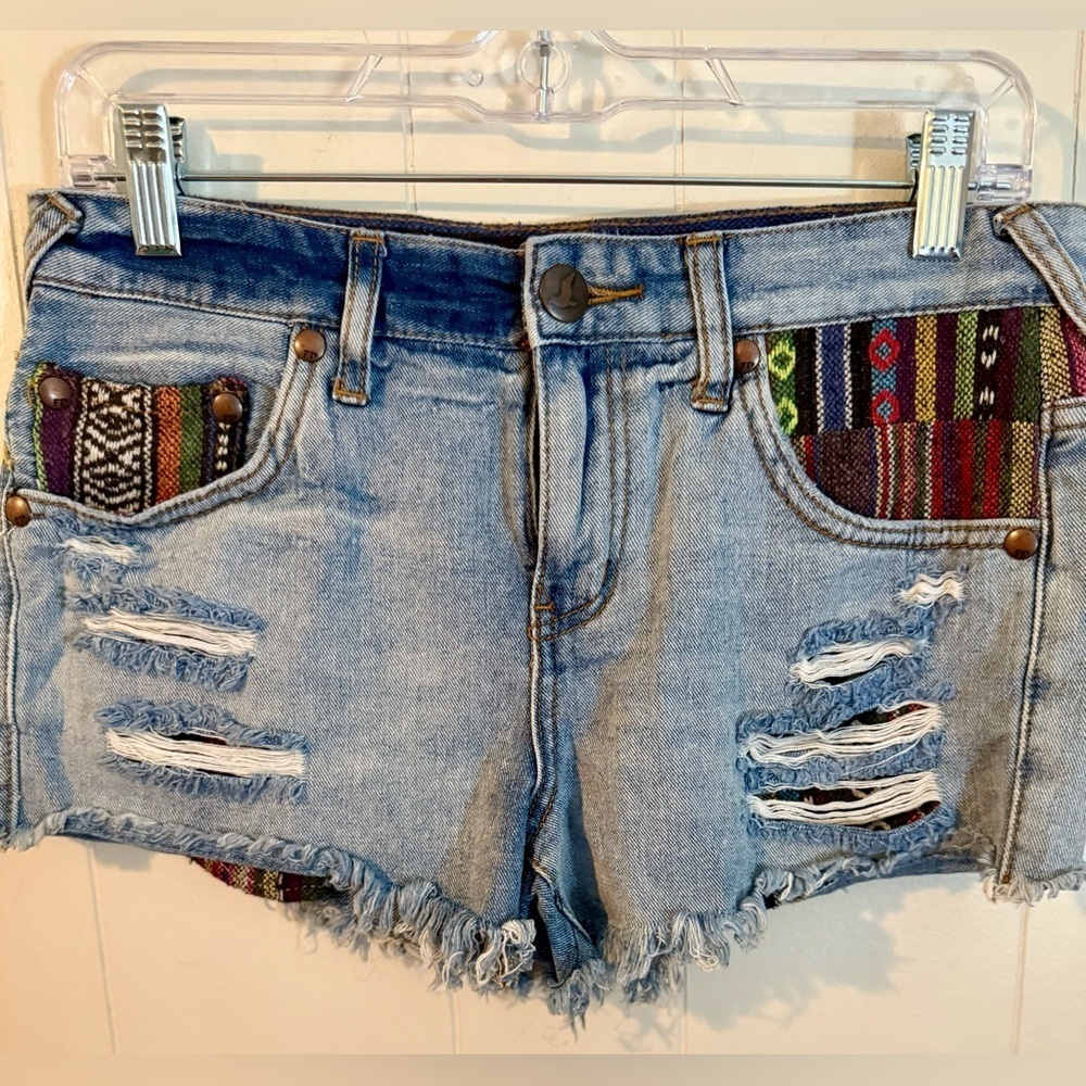 Free People Tribal Denim Cutoff Shorts Size 26 - Picture 6 of 10